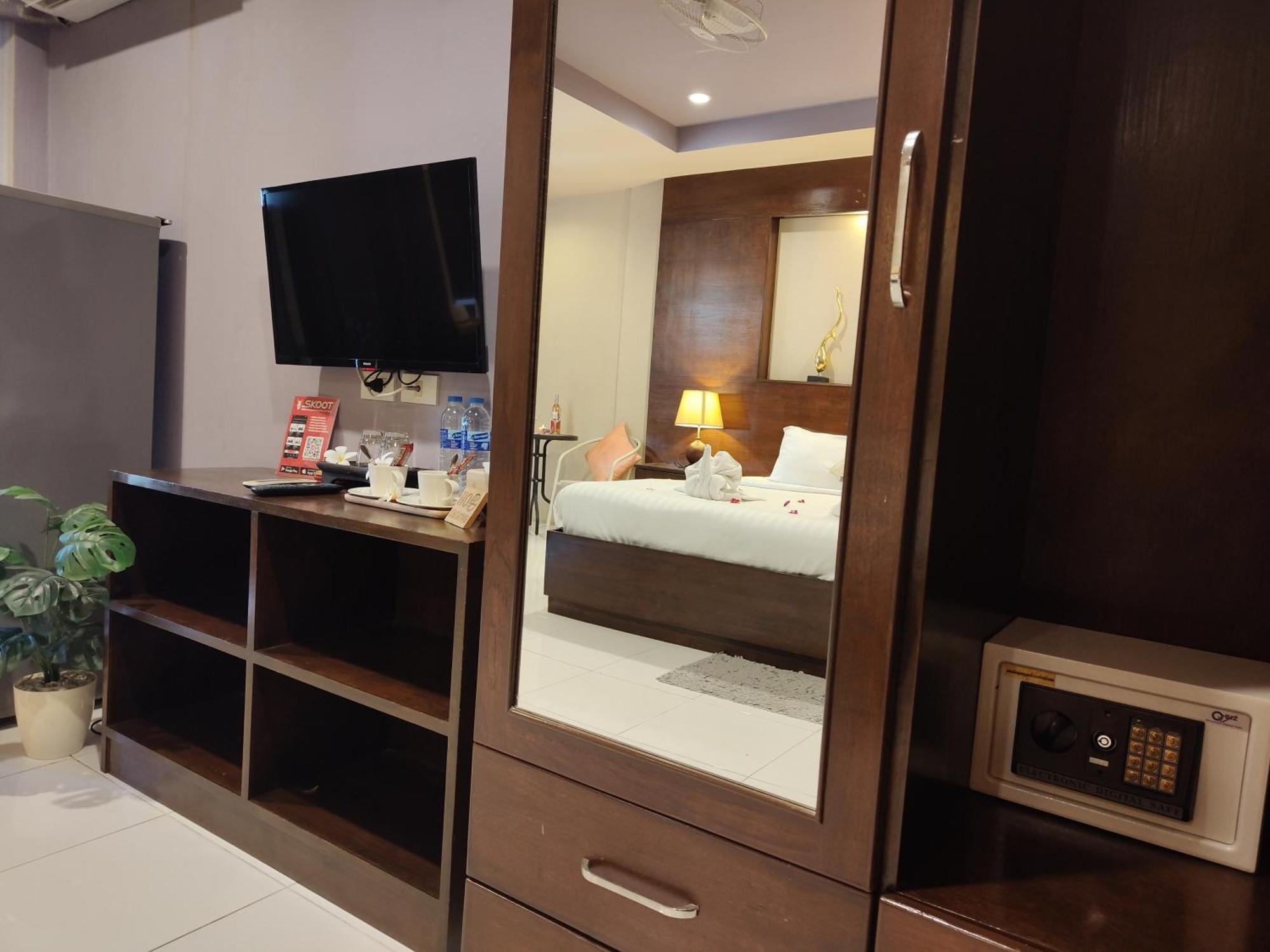 Purimas Resortel Rawai Экстерьер фото
